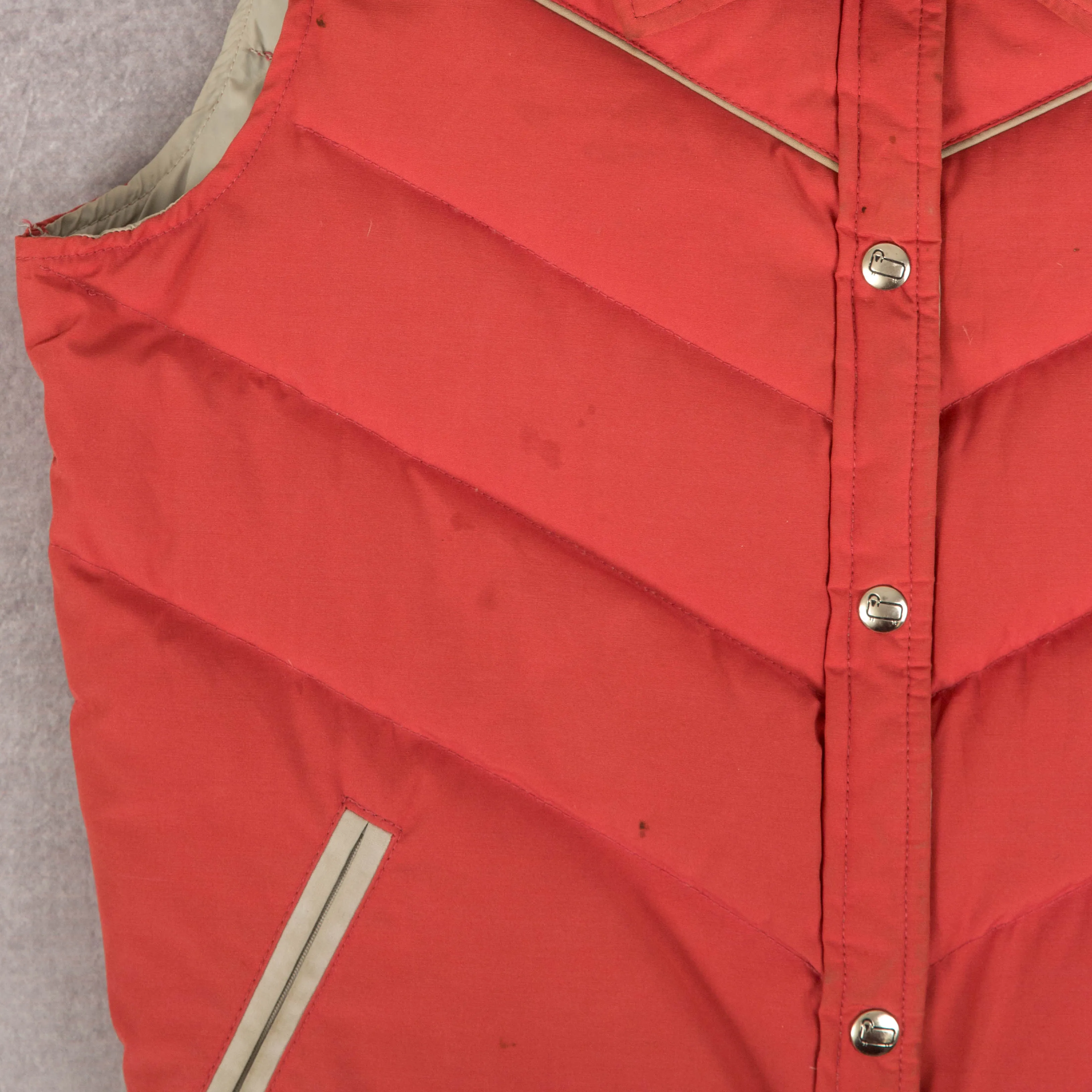 WOMEN'S VINTAGE 1990S WOOLRICH PUFFER GILET JACKET - LARGE